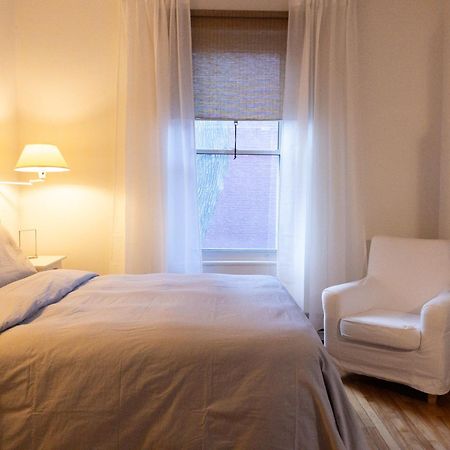 Вилла Heart Of Mtr For Memorable Experience 7Minmetro 2 Backyard Fully Equipped Монреаль Экстерьер фото
